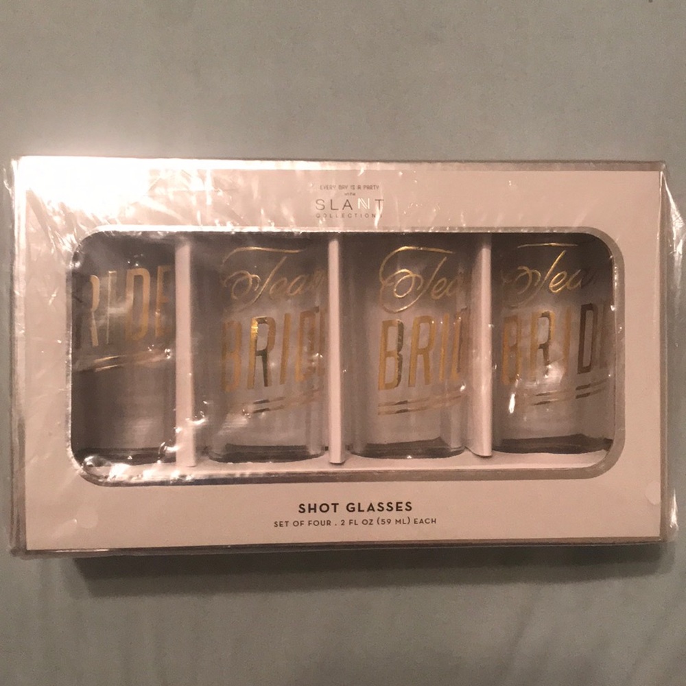 Slant Collections Bridal Shot Glass Set